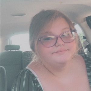 Meet your Posher, Kaitlyn